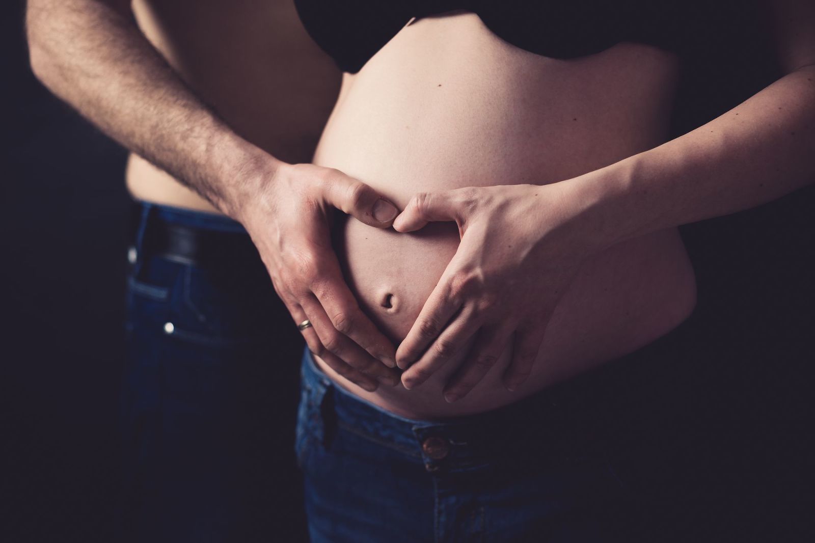 schwangerschaftsfotos babybauchbilder magdeburg schoenebeck wolmirstedt haldensleben gommern schwangerschaftsfotografie